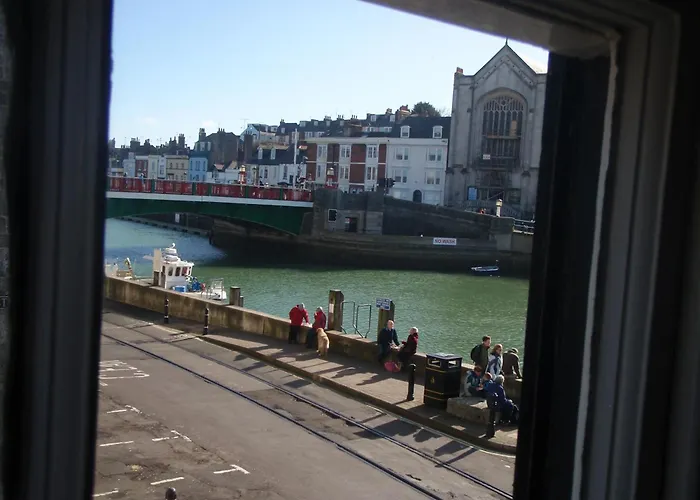 Sailors Return Weymouth